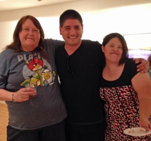 EC artists Hilda Cotta (l) and Maria Chavez (r) with local performer and EC friend Moon Trent